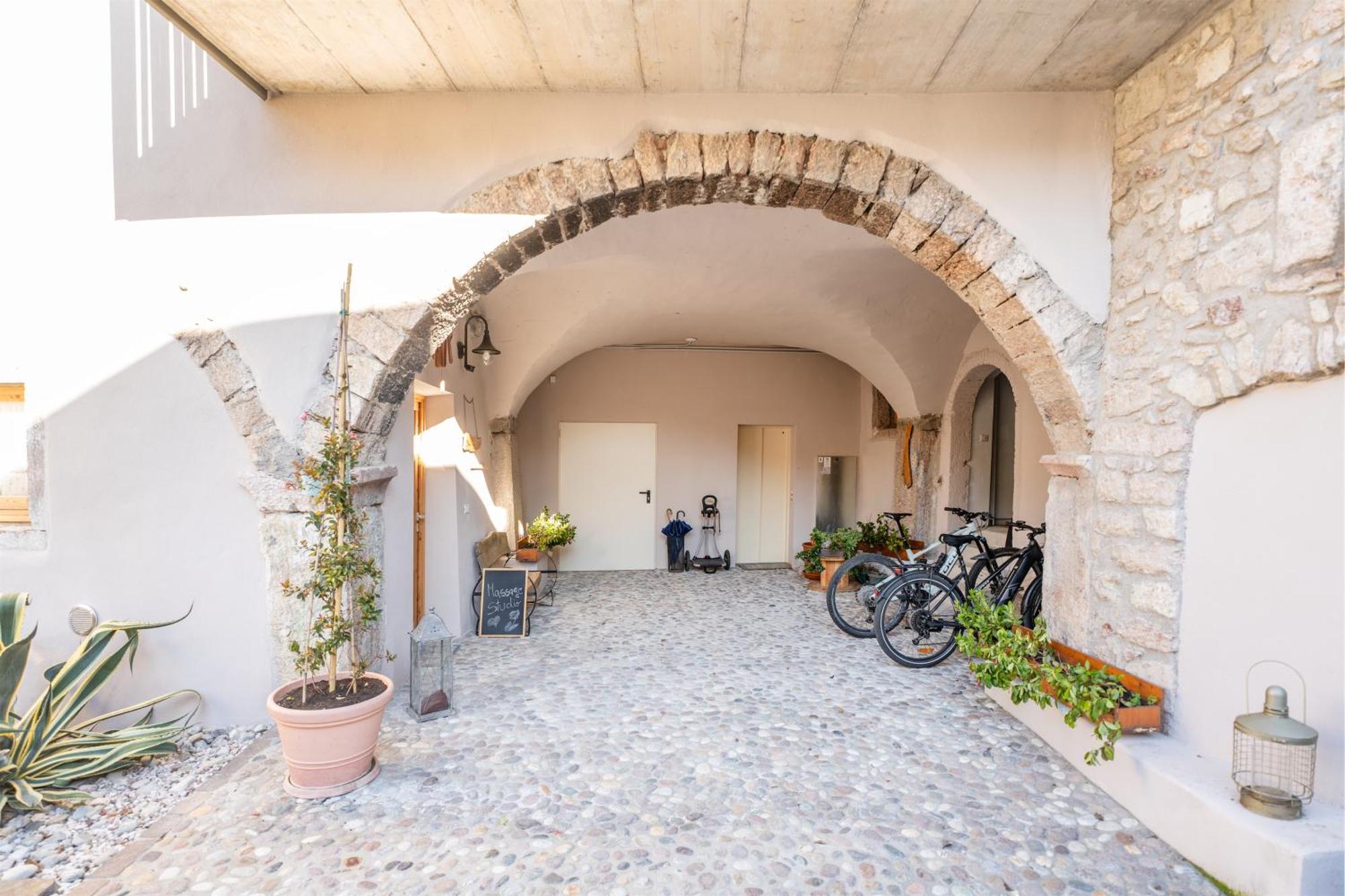 Appartamenti La Corte Arco Exteriér fotografie